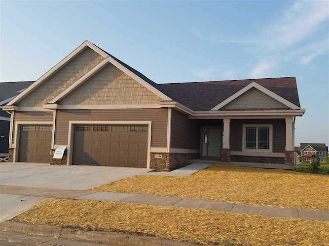 825 Steven View Waunakee, WI 53597-123