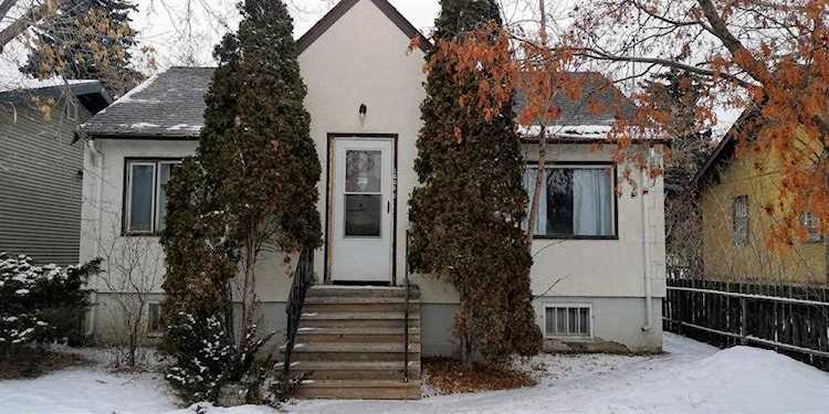 1606 Broadview Rd Calgary, AB T2N 3H1