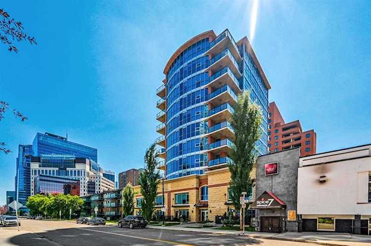 735 2 Ave SW #403 Calgary, AB T2P 0E4