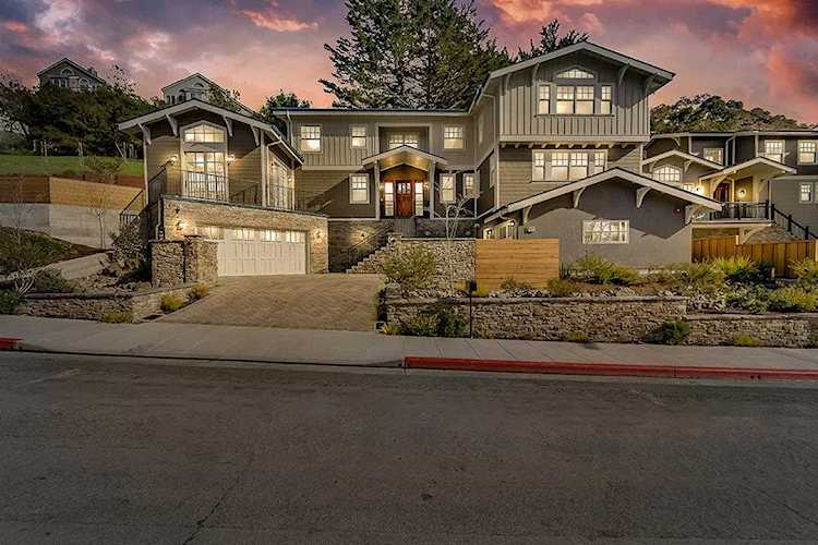 2123 De Anza Boulevard San Mateo, CA 94402