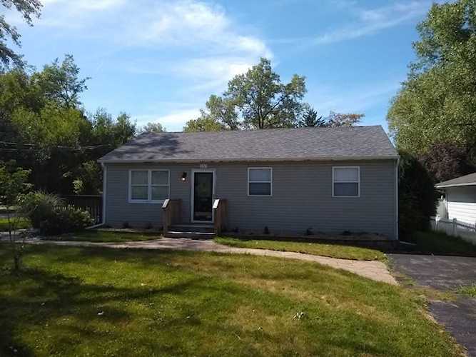 130 Center St Port Barrington, IL 60010