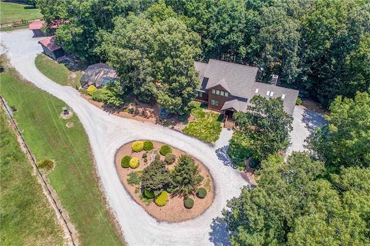 8244 Kelly Bridge Rd Dawsonville, GA 30534