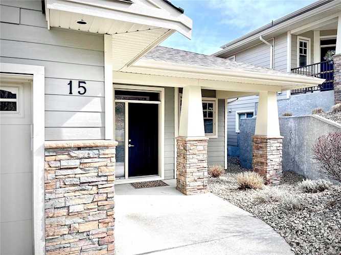 971 Monashee Place Kelowna, BC V1V1J8