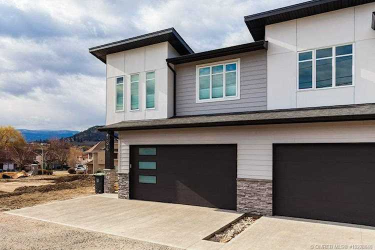 134 Summerhill Place Kelowna, BC V1V1T6