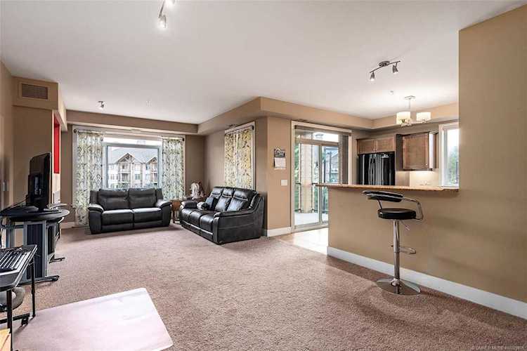 2532 Shoreline Drive #203 Lake Country, BC V1B1Y8