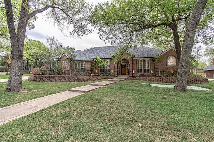 6032 Terrace Oaks Lane Fort Worth, TX 76112