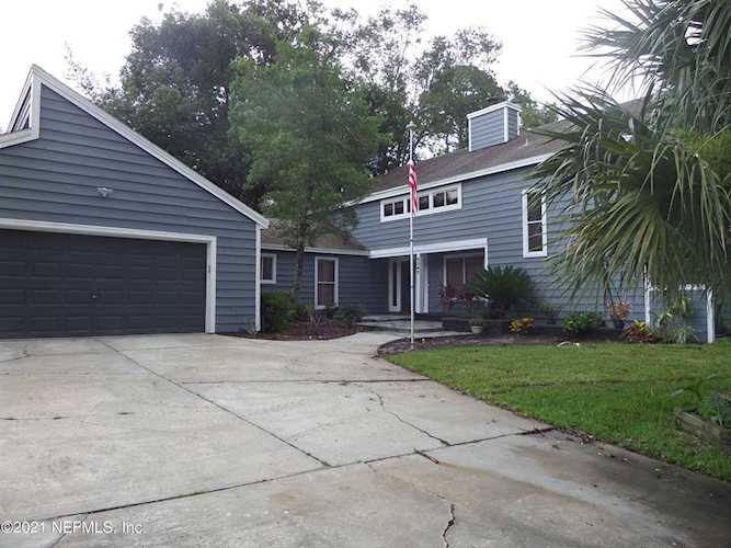 5342 Oak Bay Dr Jacksonville, FL 32277 | MLS 1102374 Photo 1