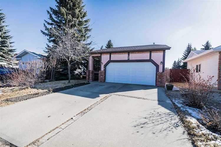 8203 188 Street Edmonton, AB T5T 5A6