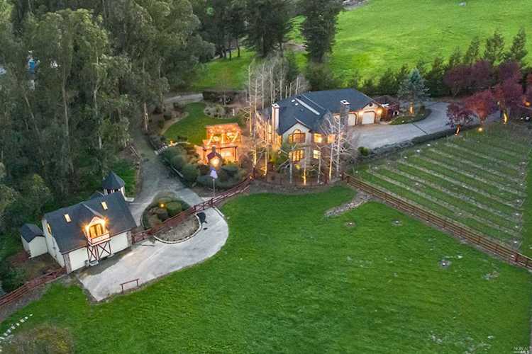 315 Monte Vista Lane Petaluma, CA 94952