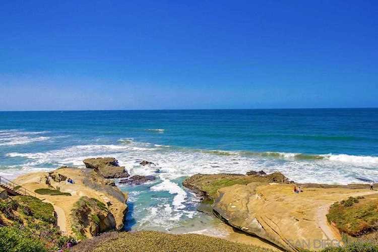 1724 Ocean Front St #3 San Diego, CA 92107