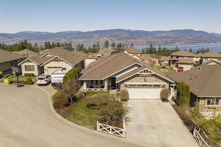 536 Mica Court Kelowna, BC V1W5J6