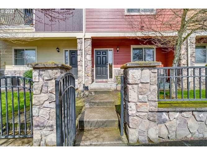 8408 NE Noelle Way Hillsboro, OR 97006