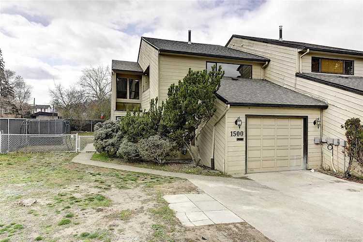 1500 Elm Street Kelowna, BC V1Y3W9