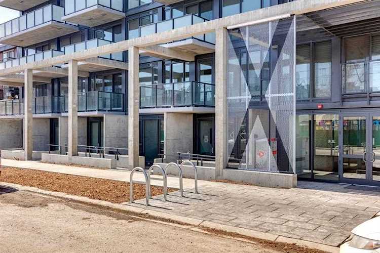 327 9A St NW #707 Calgary, AB T2N 1T7
