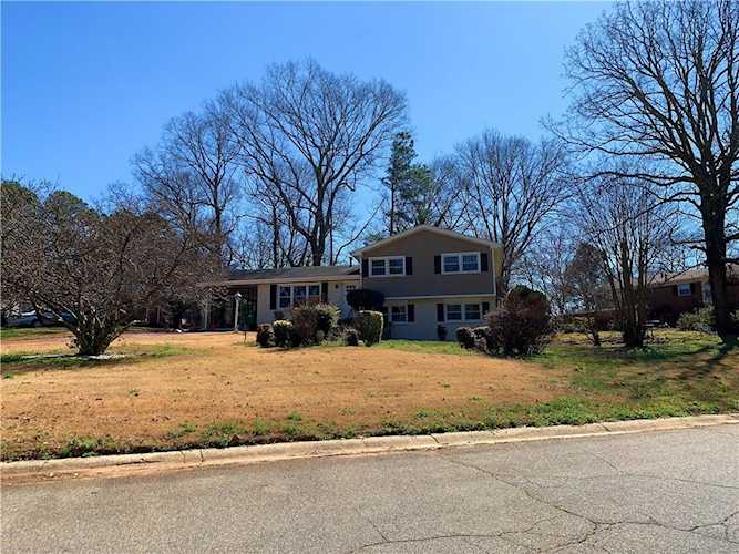 1461 Timms Circle SE Atlanta, GA 30316