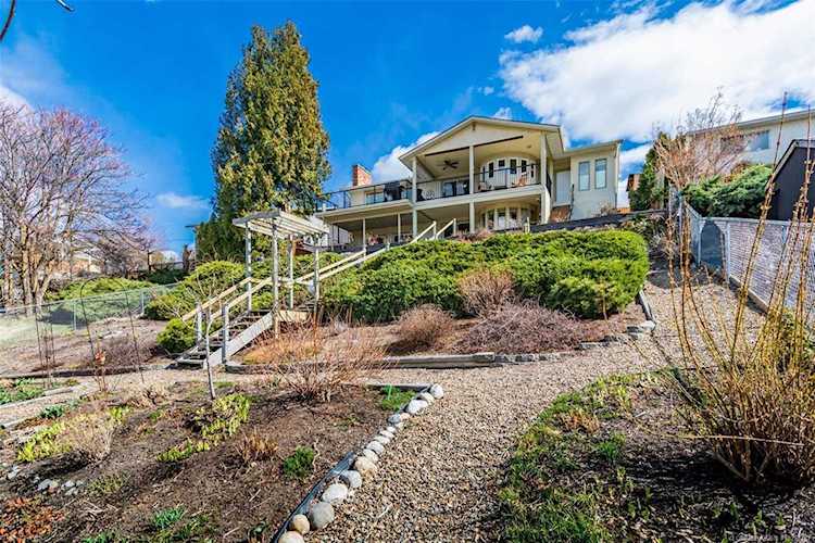 550 Seaford Road Kelowna, BC V1X5L4