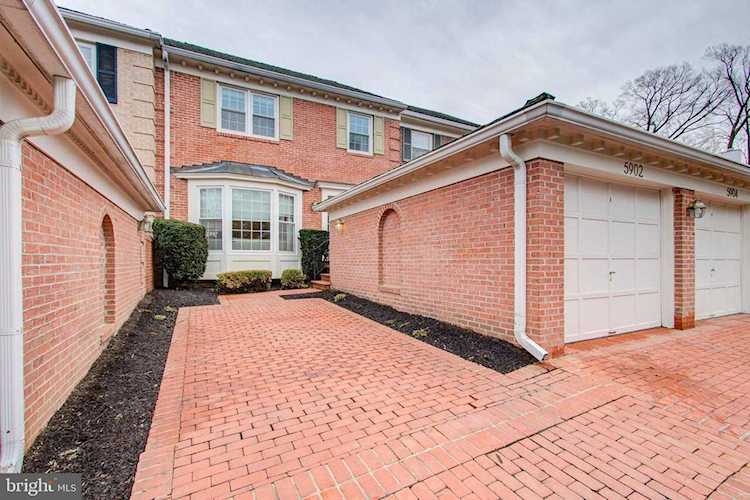 5902 Maplewood Park Place Bethesda, MD 20814 | MLS ® MDMC745530 Photo 1
