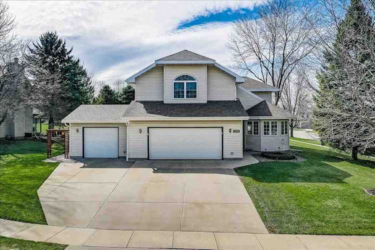 1301 Manchester West Waunakee, WI 53597