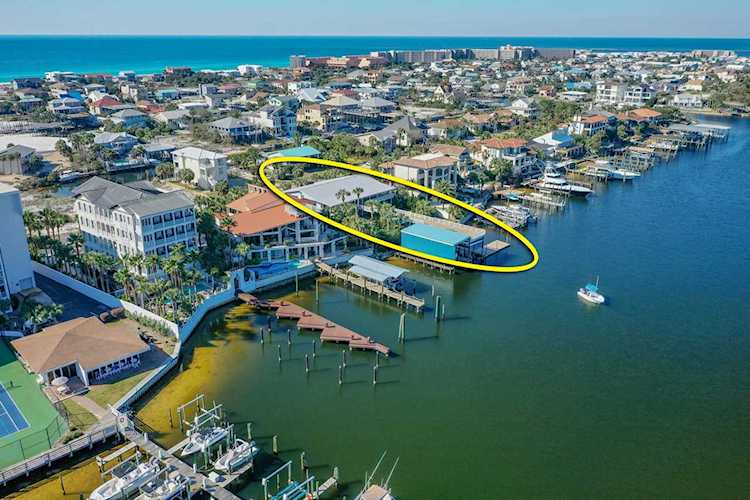 621 Lagoon Drive Destin, FL 32541