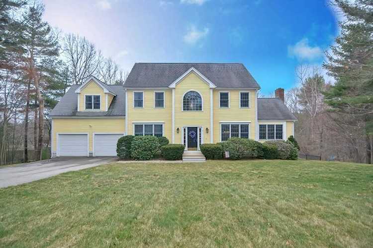 11 Quabbin Path Sutton, MA 01590