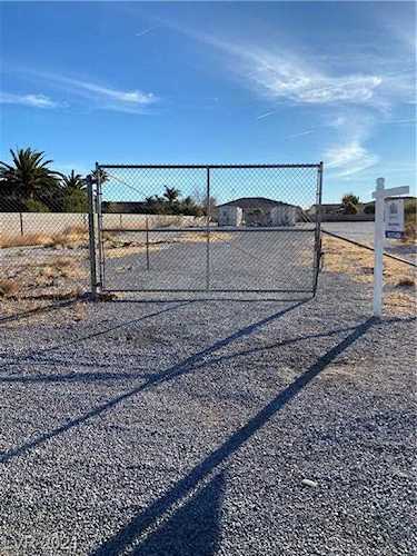 5660 Gilbert Ln Las Vegas, NV 89130