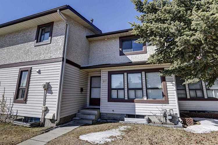 75 Templemont Way NE #27 Calgary, AB T1Y 5K8