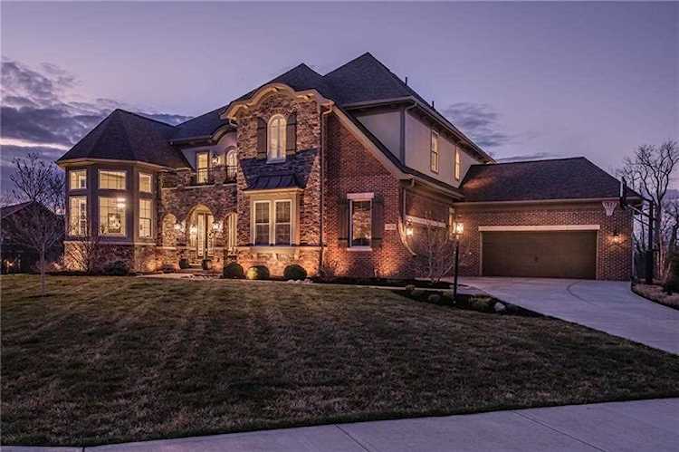 14374 Overbrook Dr Carmel, IN 46074