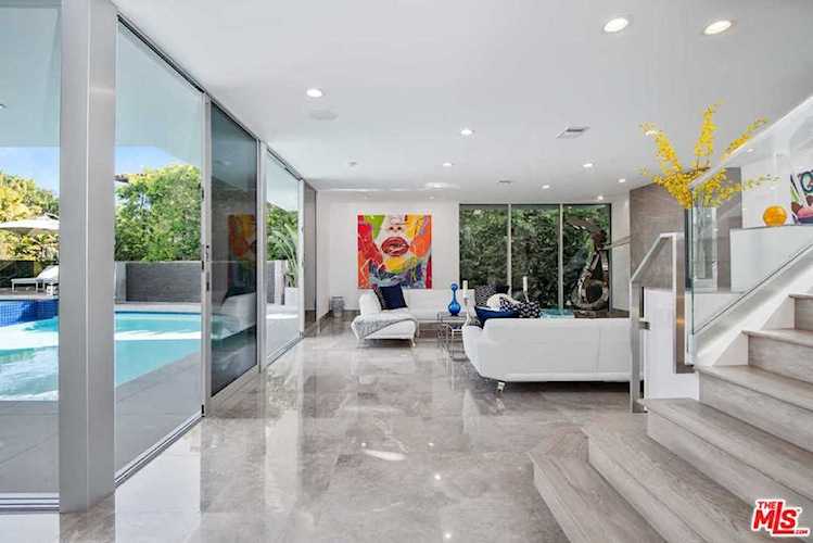 1250 Angelo Drive Beverly Hills, CA 90210