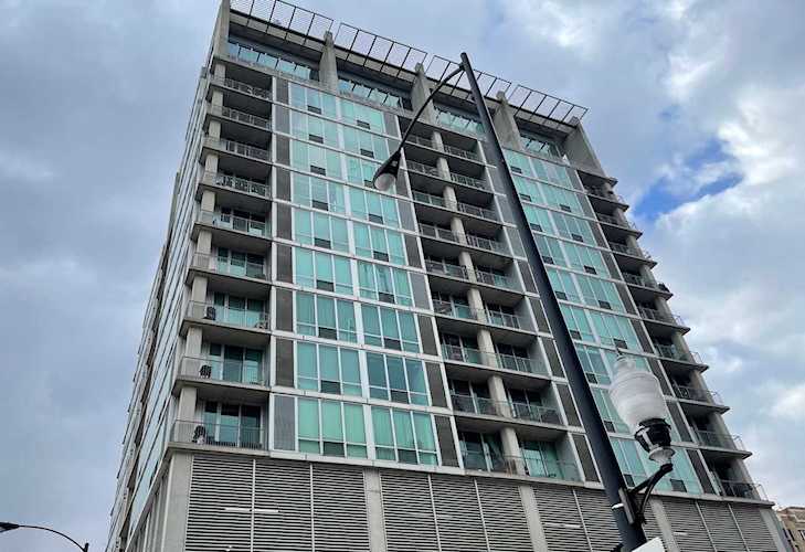 700 W Van Buren St #1305 Chicago, IL 60607 | MLS 11041022 Photo 1