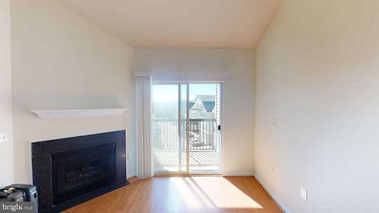 5111I Travis Edward Way #I Centreville, VA 20120