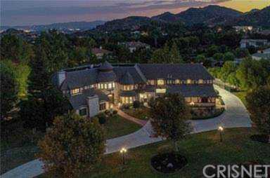 22570 La Quilla Drive Chatsworth, CA 91311