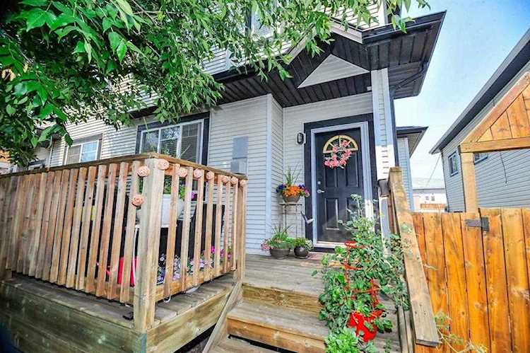 1840 27 Ave SW #3 Calgary, AB T2T 1H1