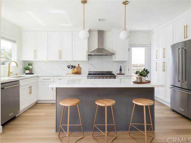 1015 2nd Street Hermosa Beach, CA 90254