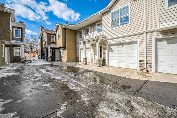 2318 17 St SE #56 Calgary, AB T2G 5R5