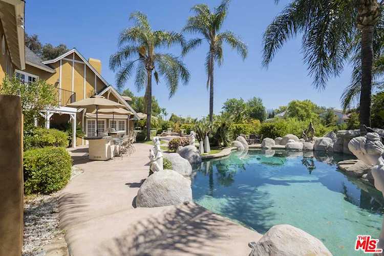 1370 Kashlan Road La Habra Heights, CA 90631