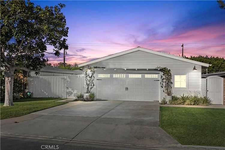 MLS #NP21038281 - 416 Flower Street Costa Mesa, CA 92627 - $2,400,000 Photo 1
