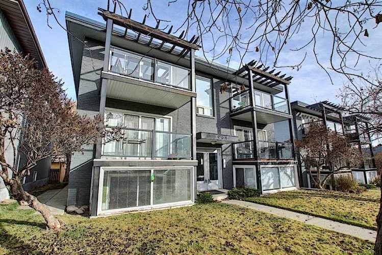 1908 28 Ave SW #302 Calgary, AB T2T 1K1