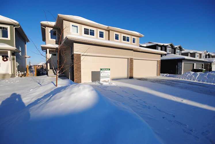 592 Meadowview Drive Fort Saskatchewan, AB T8L 0X0