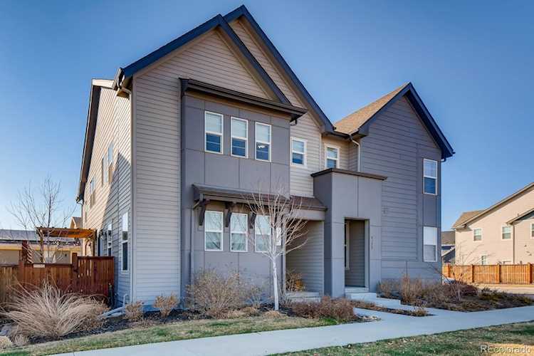 5171 Clinton St Denver, CO 80238