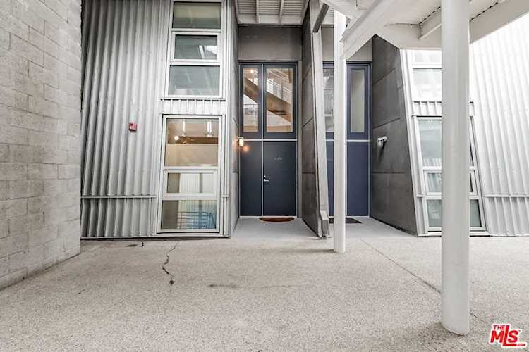 615 Hampton Drive #B102 Venice, CA 90291