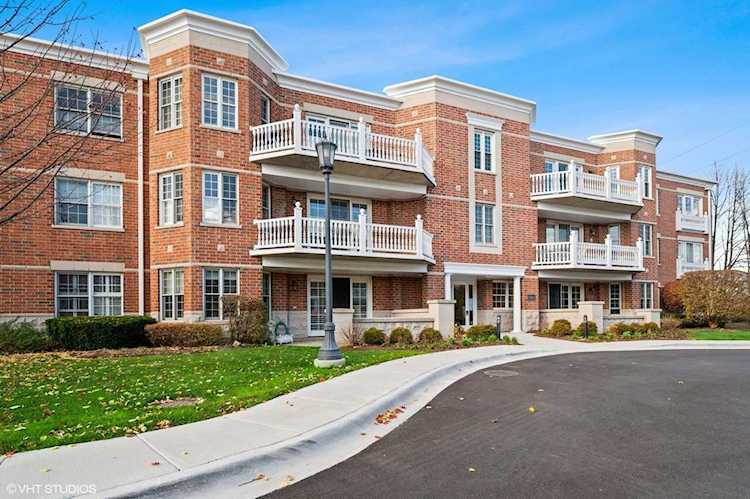 1865 Old Willow Rd #234 Northfield, IL 60093