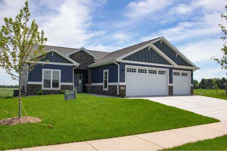 1401 Jens Ct Stoughton, WI 53589