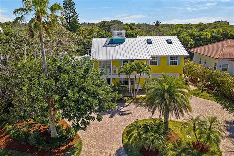 2041 Ocean Ridge Circle Vero Beach, FL 32963