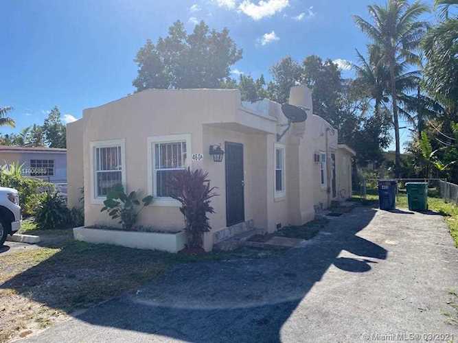460 NW 82nd Ter Miami, FL 33150