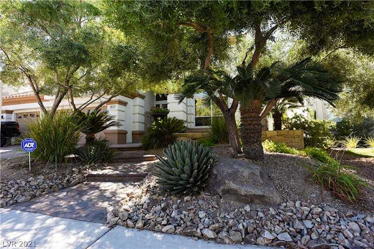 1817 Corta Bella Dr Las Vegas, NV 89134