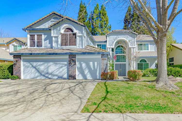 11905 Silver Cliff Way Gold River, CA 95670