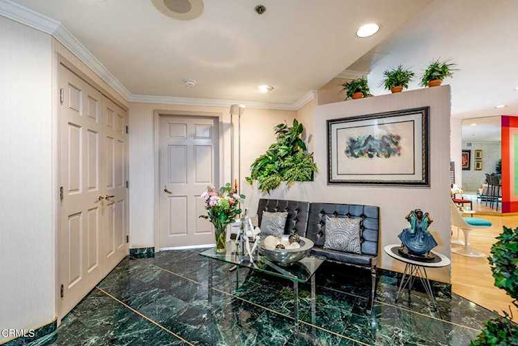10724 Wilshire Boulevard #607 Los Angeles, CA 90024
