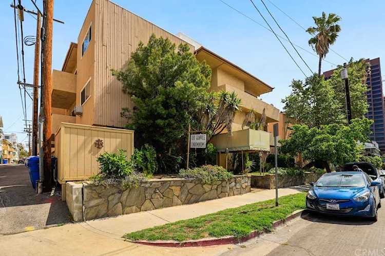 1020 Granville Avenue #203 Los Angeles, CA 90049