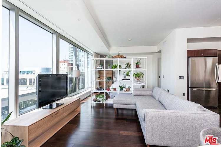 1155 S Grand Avenue #602 Los Angeles, CA 90015