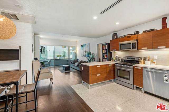 6735 Yucca Street #104 Los Angeles, CA 90028